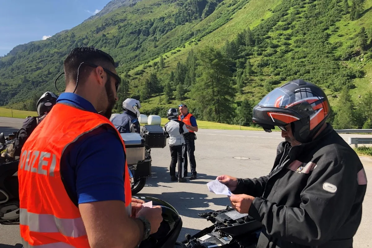 Graubünden - Start der Motorradsaison