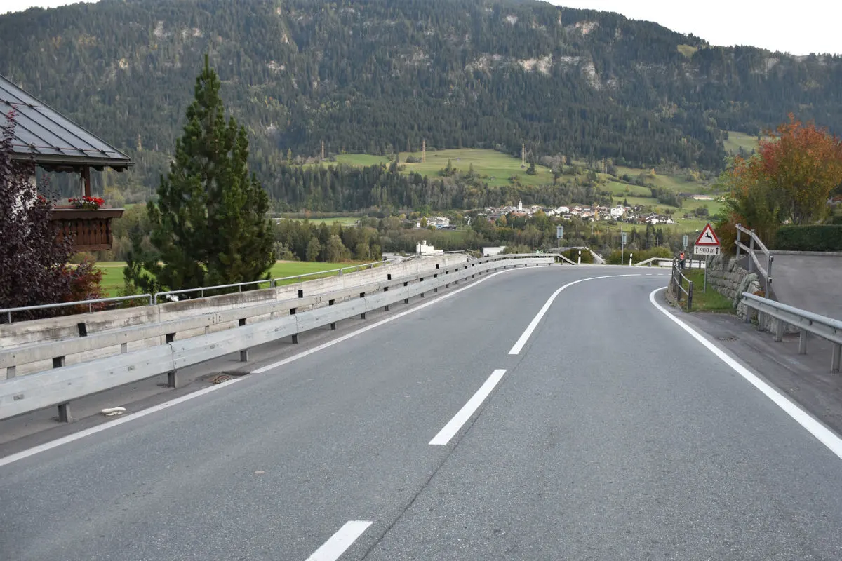 Unfall Schluein GR - 21-Jähriger bei Selbstunfall mit Quad verletzt