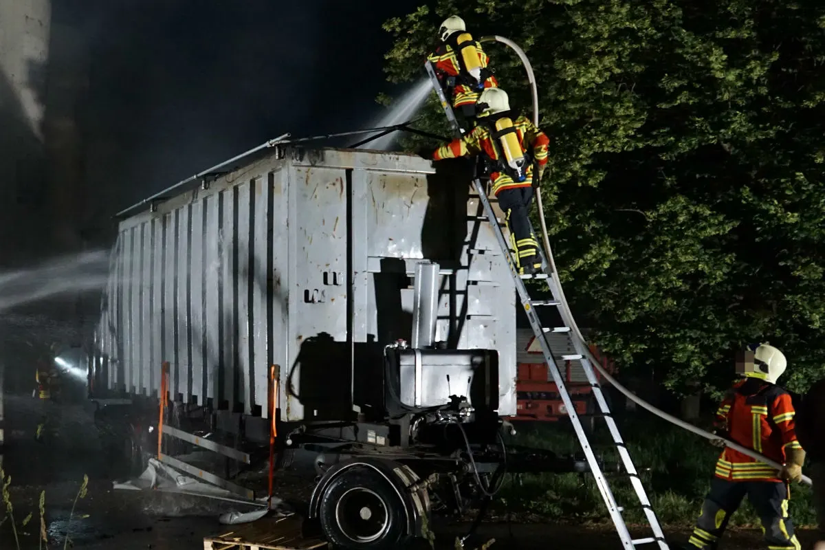 Herrenhof TG - Mulde fängt Feuer