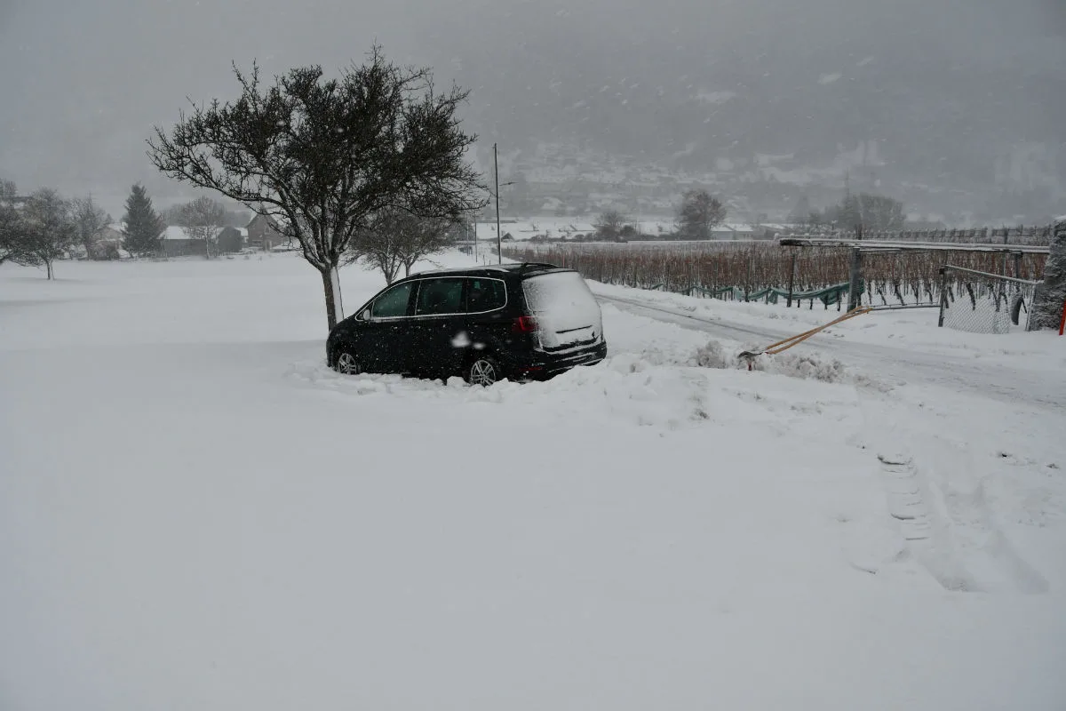 Chur GR - Schneefall führt zu mehreren Verkehrsunfällen