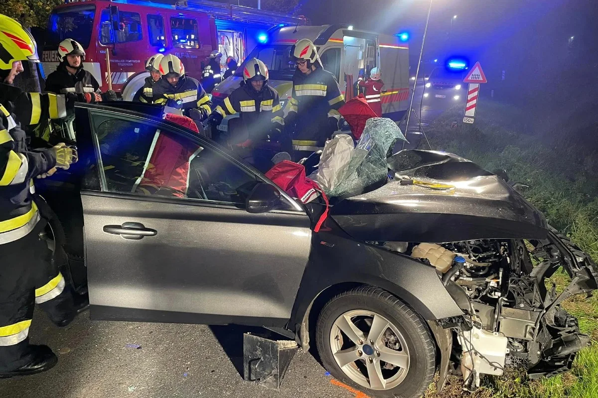 Eichkögl - L244 gesperrt wegen Unfall mit Personenschaden 