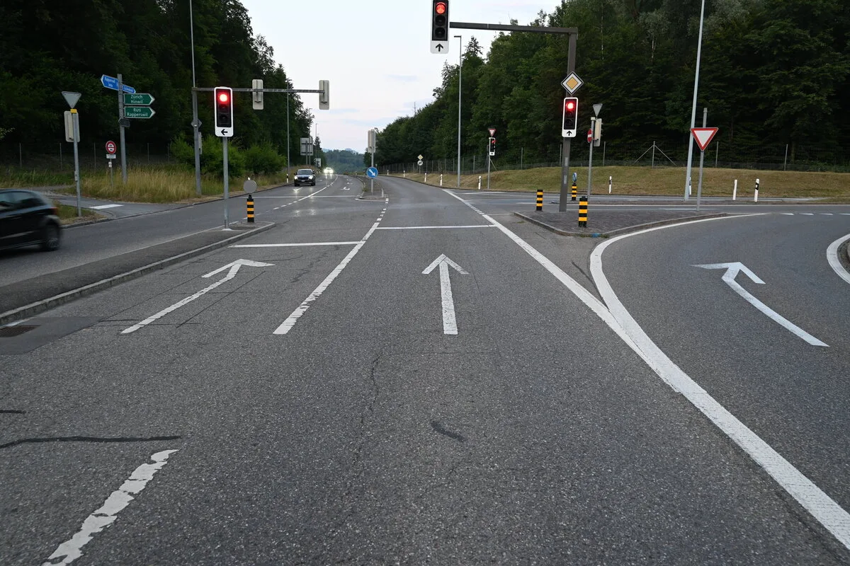 Auffahrunfall in Rapperswil-Jona SG – Lieferwagenfahrer fahrunfähig