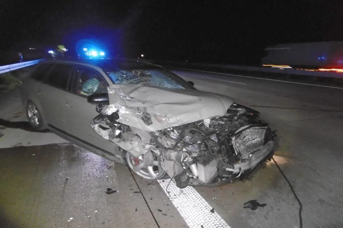 Tümmelsberg - Audi-Fahrer schläft auf der Autobahn ein