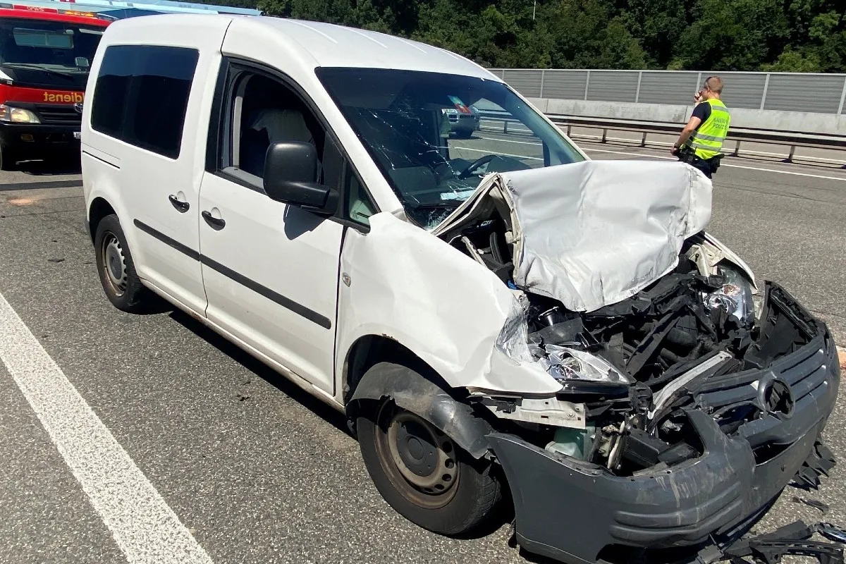 Heftiger Autobahncrash in Würenlos AG -  Bremse anstatt Kupplung gedrückt!