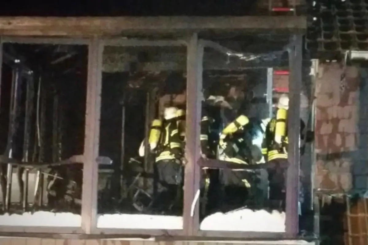 Schiffdorf-Spaden – Großeinsatz der Feuerwehr bei Wohnungsbrand