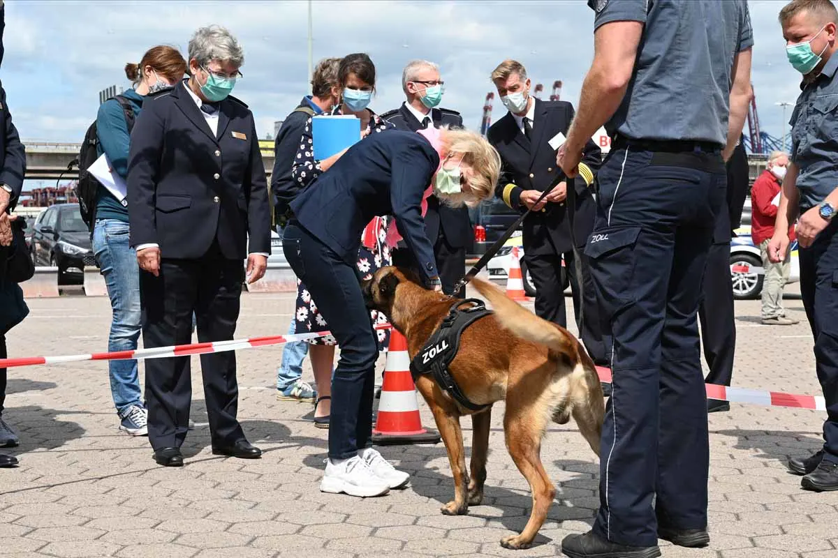 Hamburg - Bekämpfung des grenzüberschreitenden Rauschgiftschmuggels