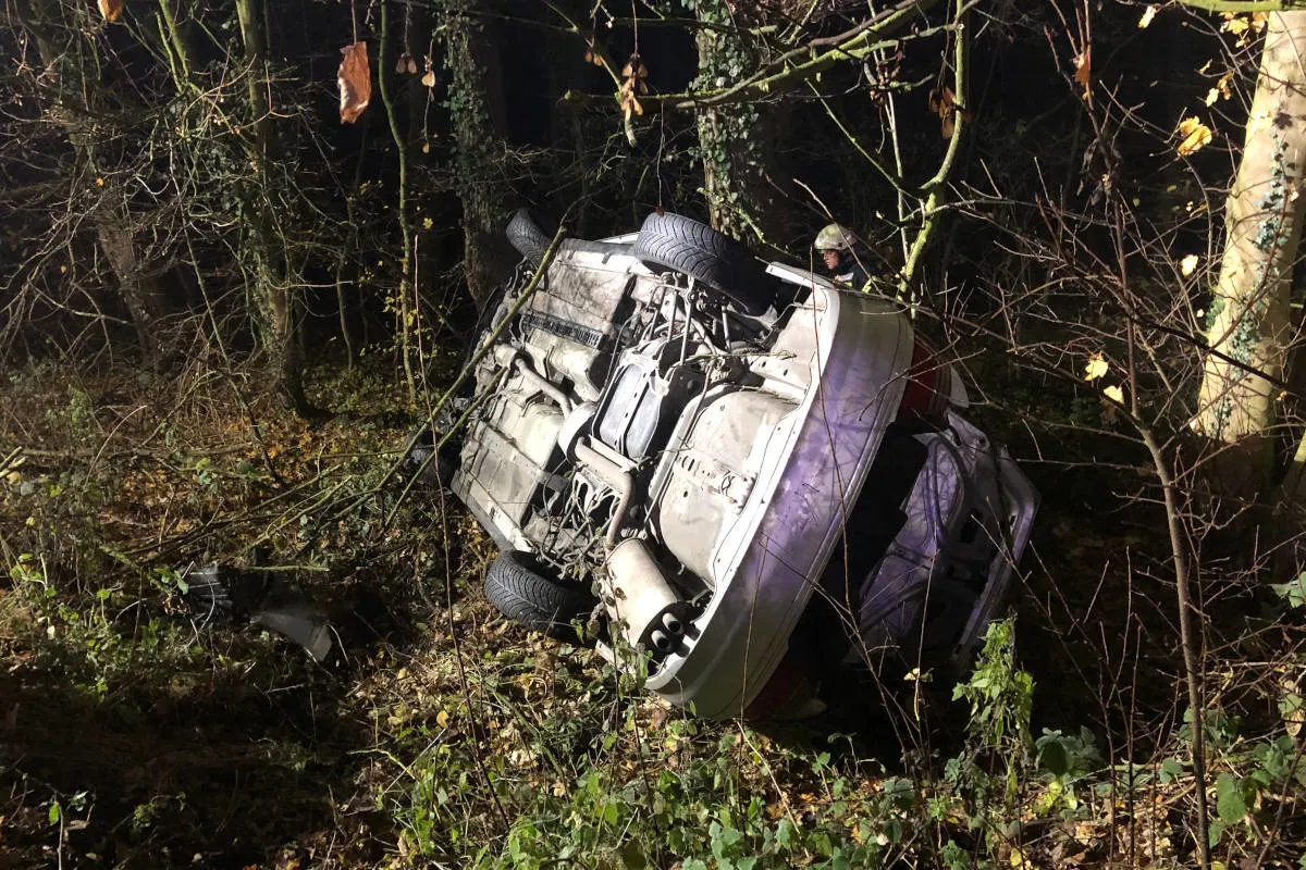 Unfall Ahlen - 18-jähriger übersieht Straßenkreuzung