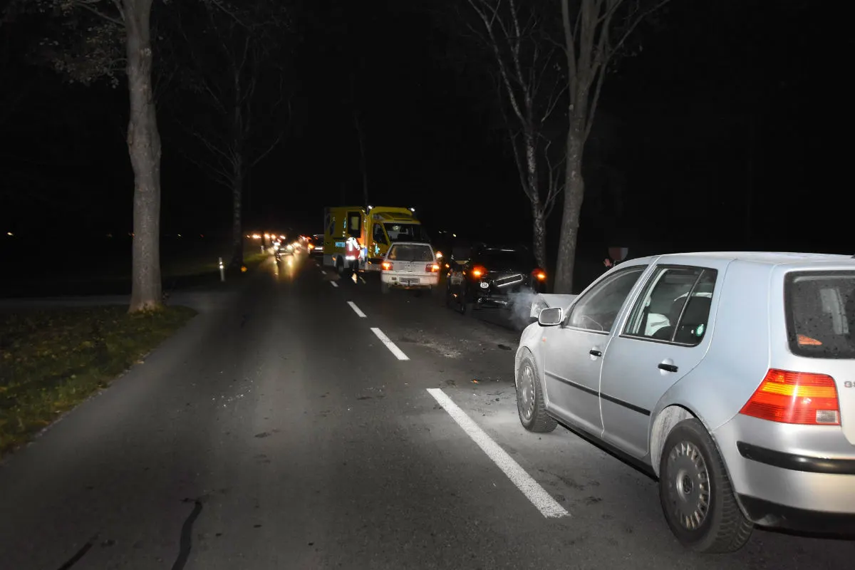 Oberriet SG - Auto bei Auffahrkollision in Brand geraten