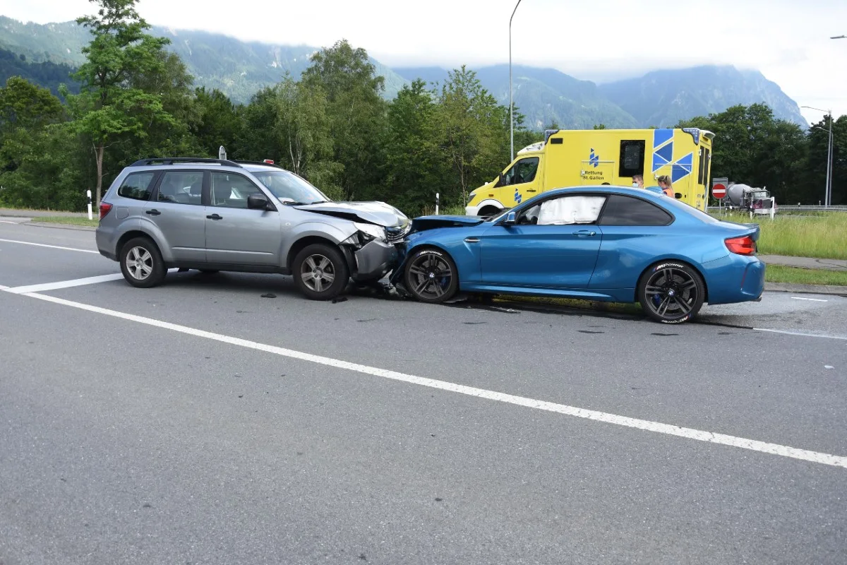 50'000 Franken Sachschaden nach einem Verkehrsunfall in Sevelen SG