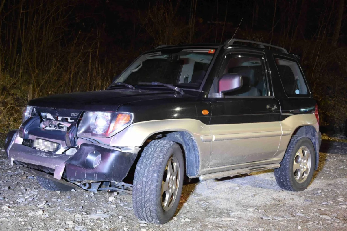 Eschenbach SG - Zu spät abbremsendes Auto bemerkt - Unfall!