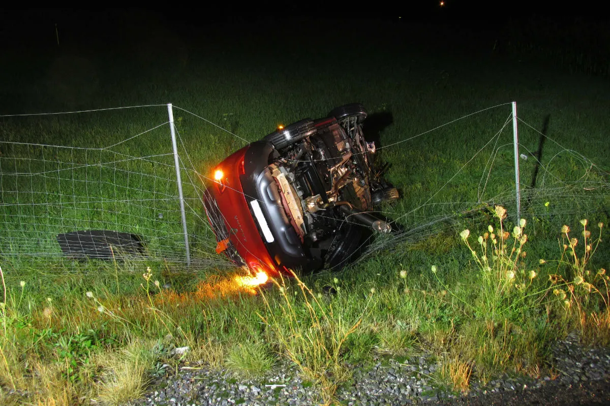 Bilten GL - Selbstunfall wegen Aquaplaning auf der A3