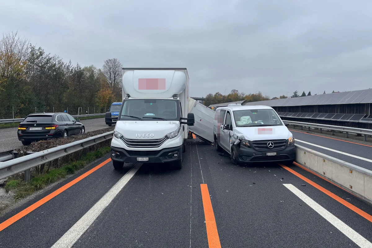 A1 Safenwil AG – Autobahn nach Unfall gesperrt