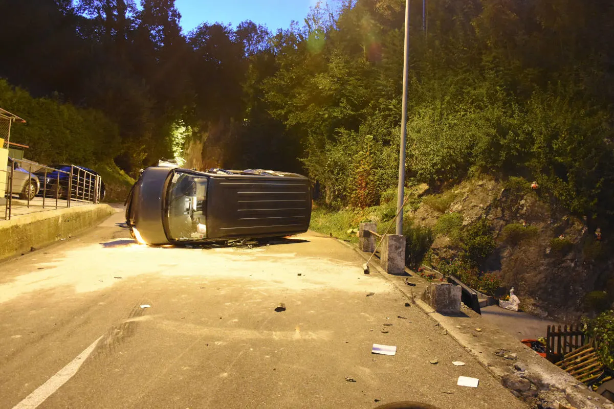Selbstunfall in Rüthi SG – Ein Verletzter nach Überschlag mit Fahrzeug