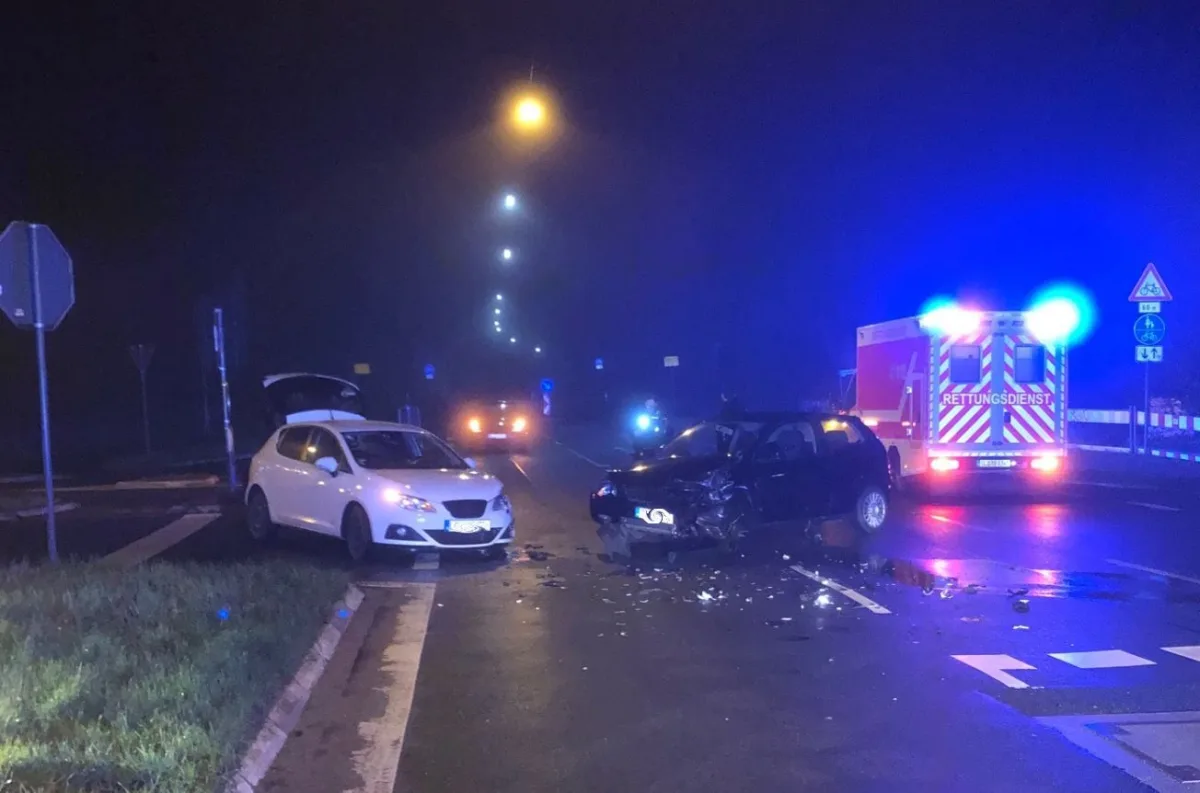 Unfall in Burscheid: Drei Personen verletzt