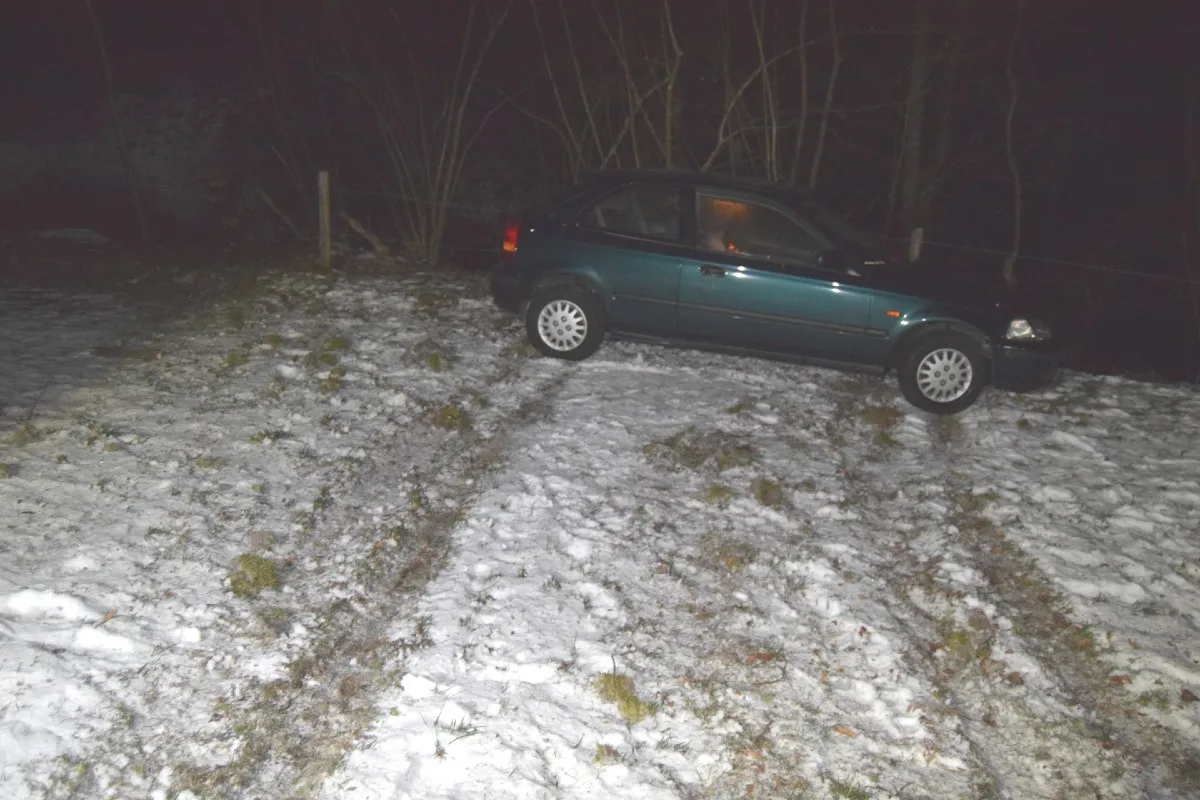 Hundwil AR - 19-Jähriger verliert Kontrolle über Auto