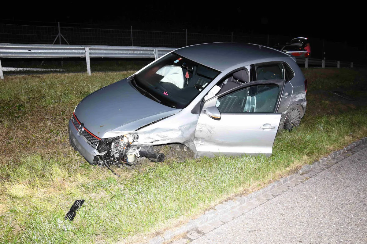 Unfall bei Kriessern SG – Fahrunfähig Kontrolle verloren und heftige Kollision verursacht