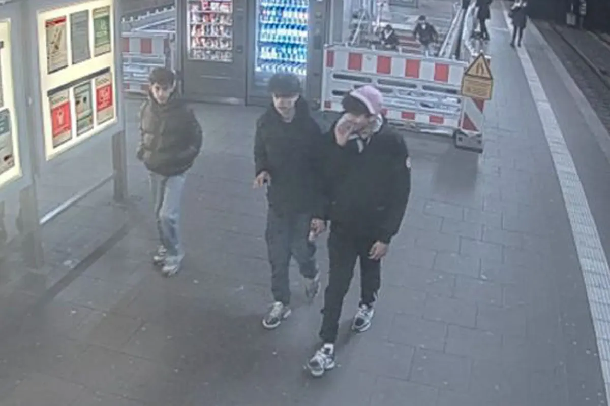 Düsseldorf – Polizei sucht Tatverdächtige nach schwerem Raub