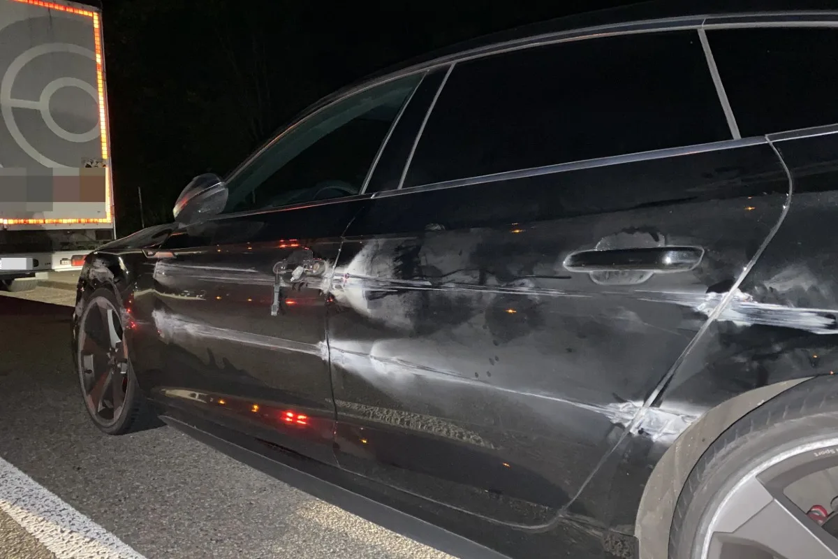 Mumpf/A3 AG - Ausweichmanöver endet mit Unfall - Auto wird gesucht