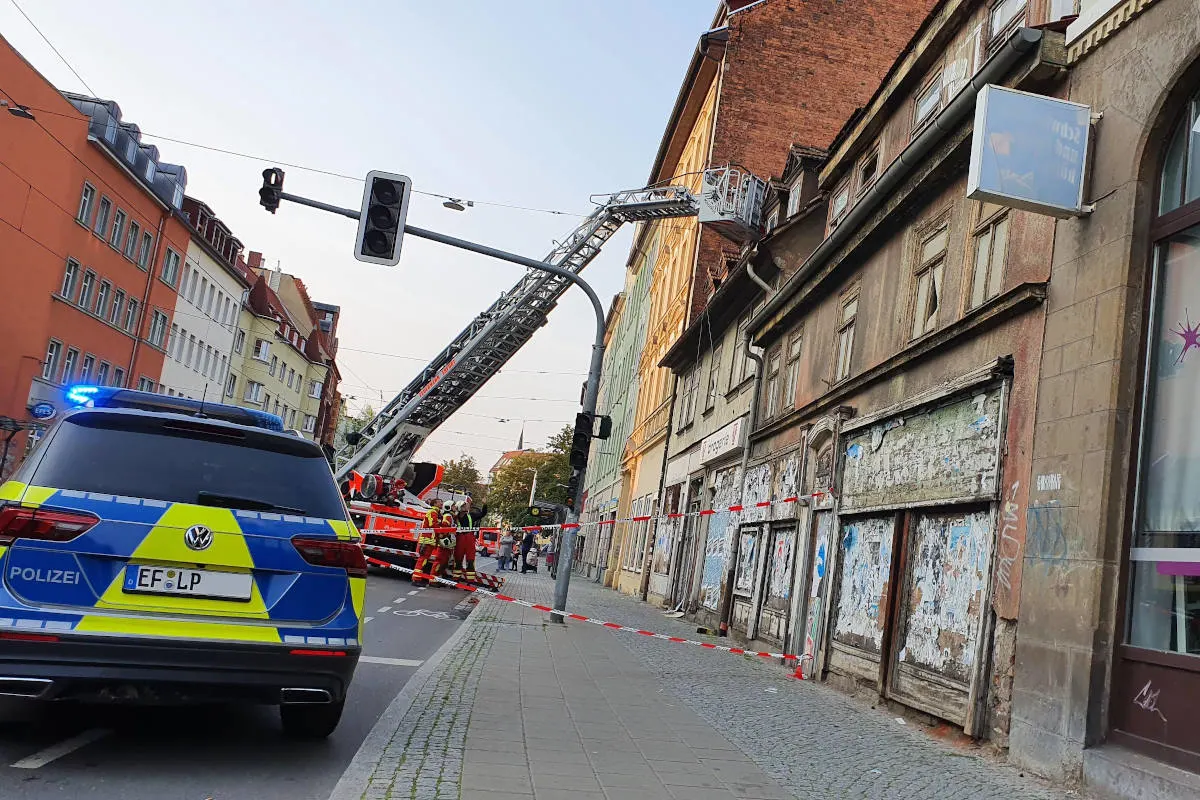 Erfurt – Abstürzende Dachziegel