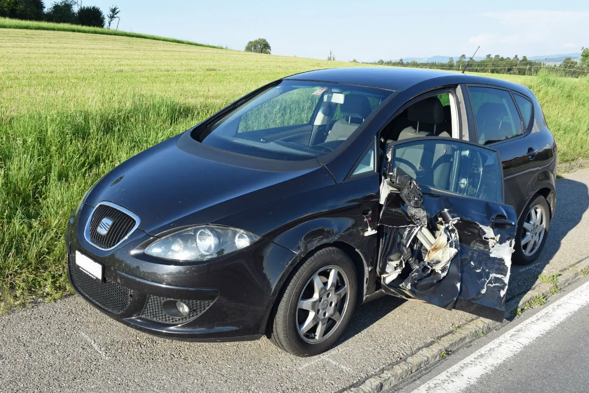 Eschenbach LU - Streifkollision zwischen zwei Personenwagen 