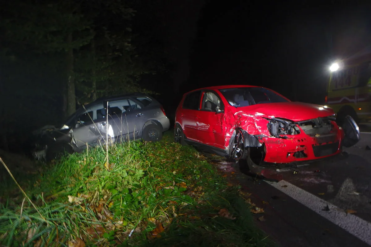 Horrorcrash Rupperswil AG - Auto gerät auf die Gegenfahrbahn!