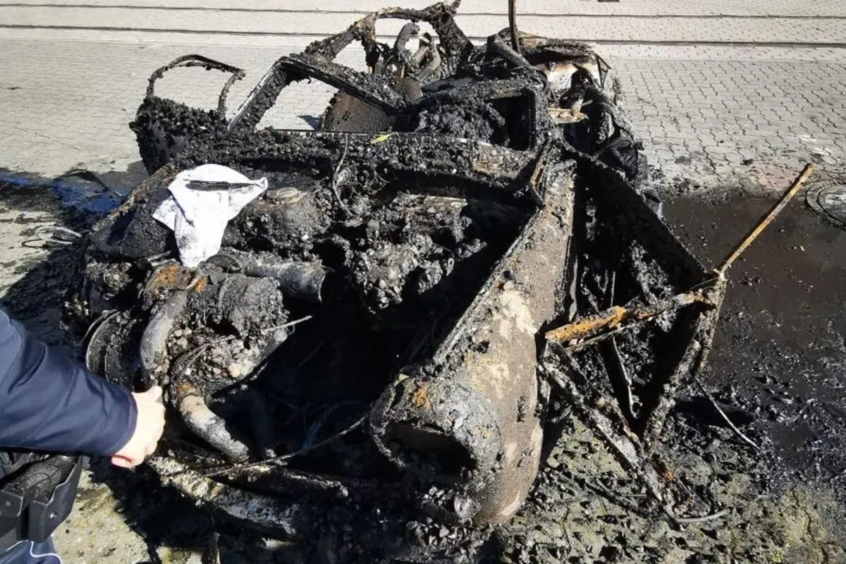 Demmin MV - Trabant in der Peene gefunden