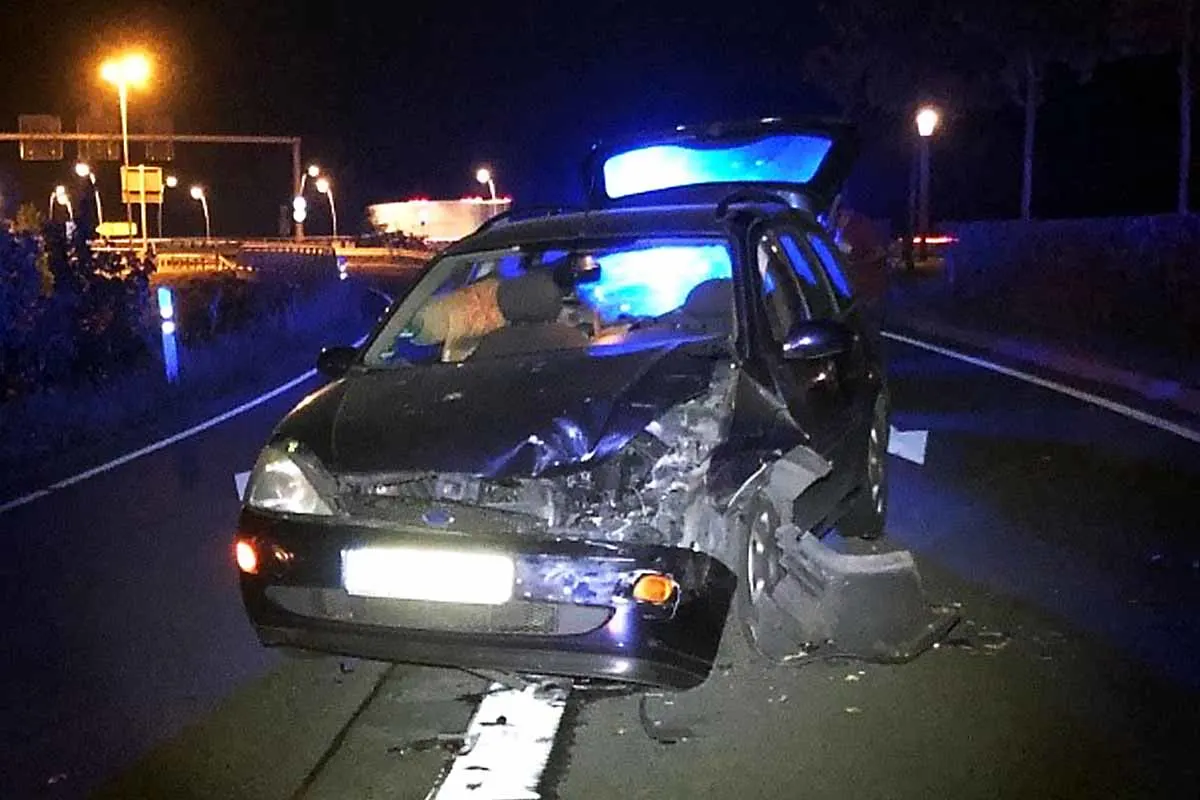 Worms - Geisterfahrer flüchtet nach Unfall