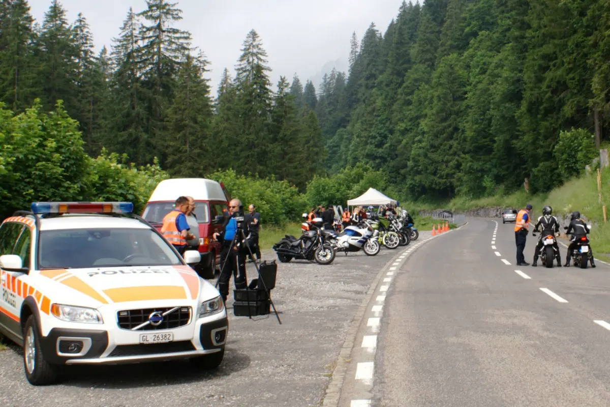 Urnerboden UR - Präventionsaktion für ein sicheres Motorradfahren