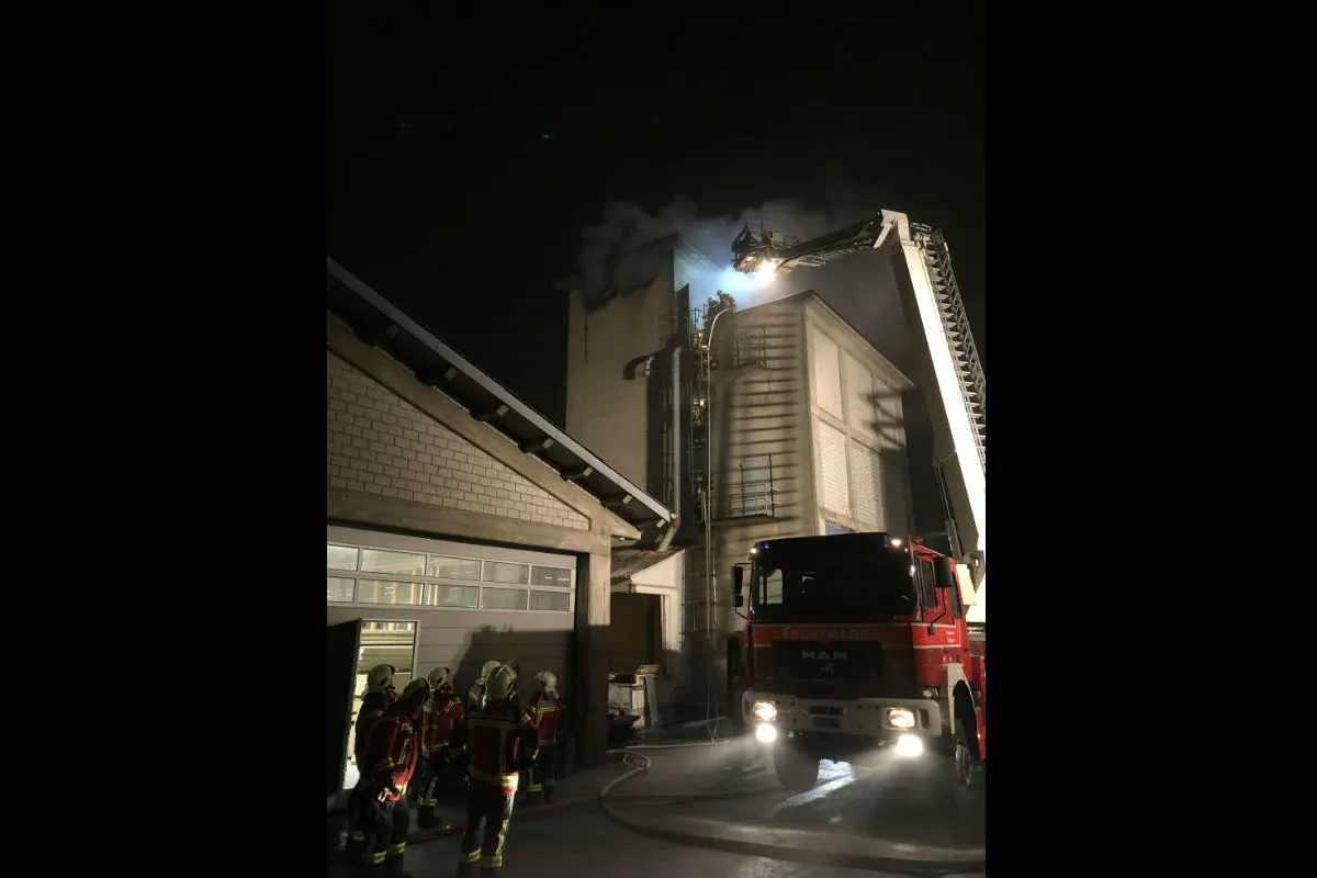 Rothenthurm SZ - Brand in Silo 