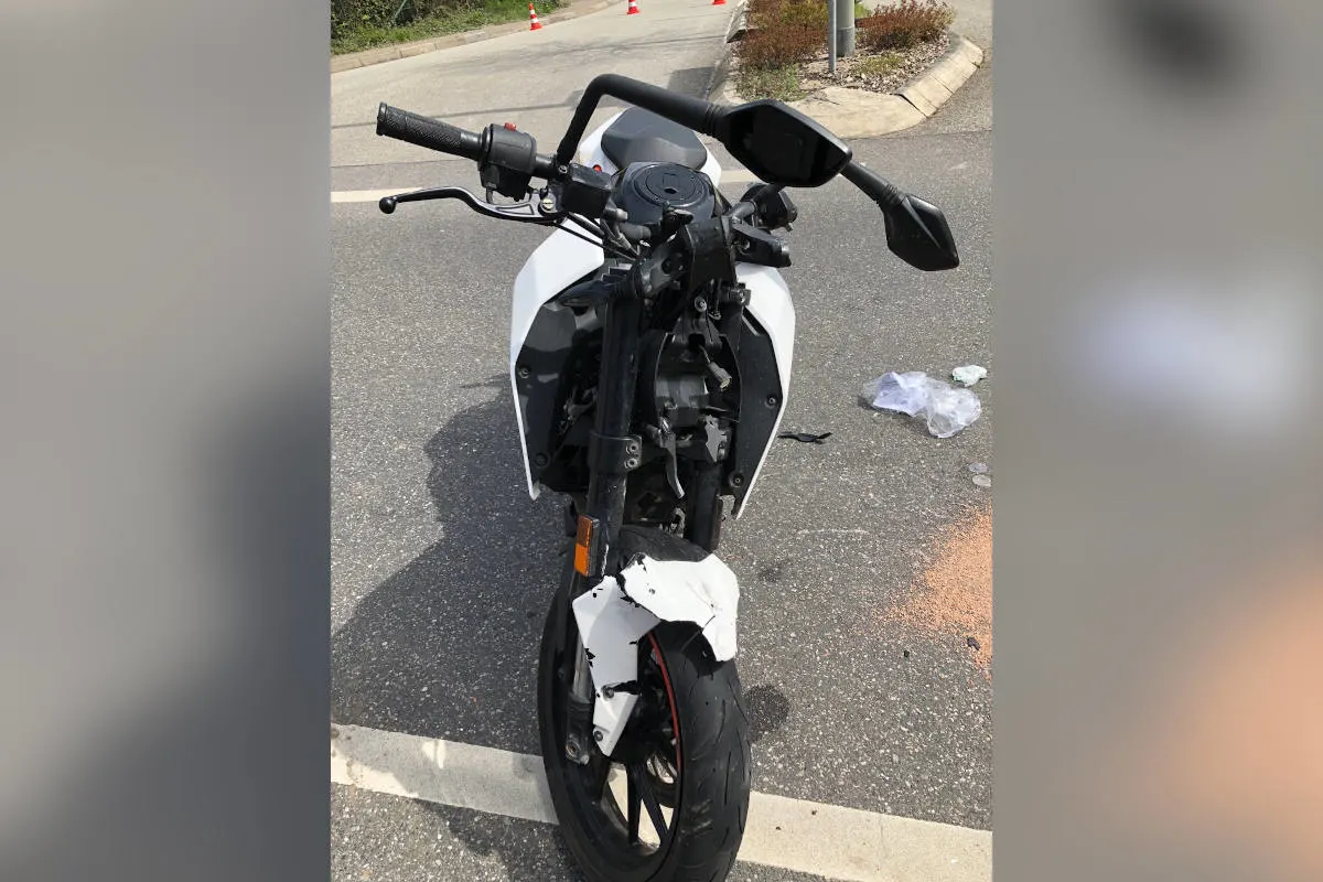 Altenglan / Patersbach – Lkw missachtet Vorfahrt und verursacht Unfall mit schwer verletztem Motorradfahrer
