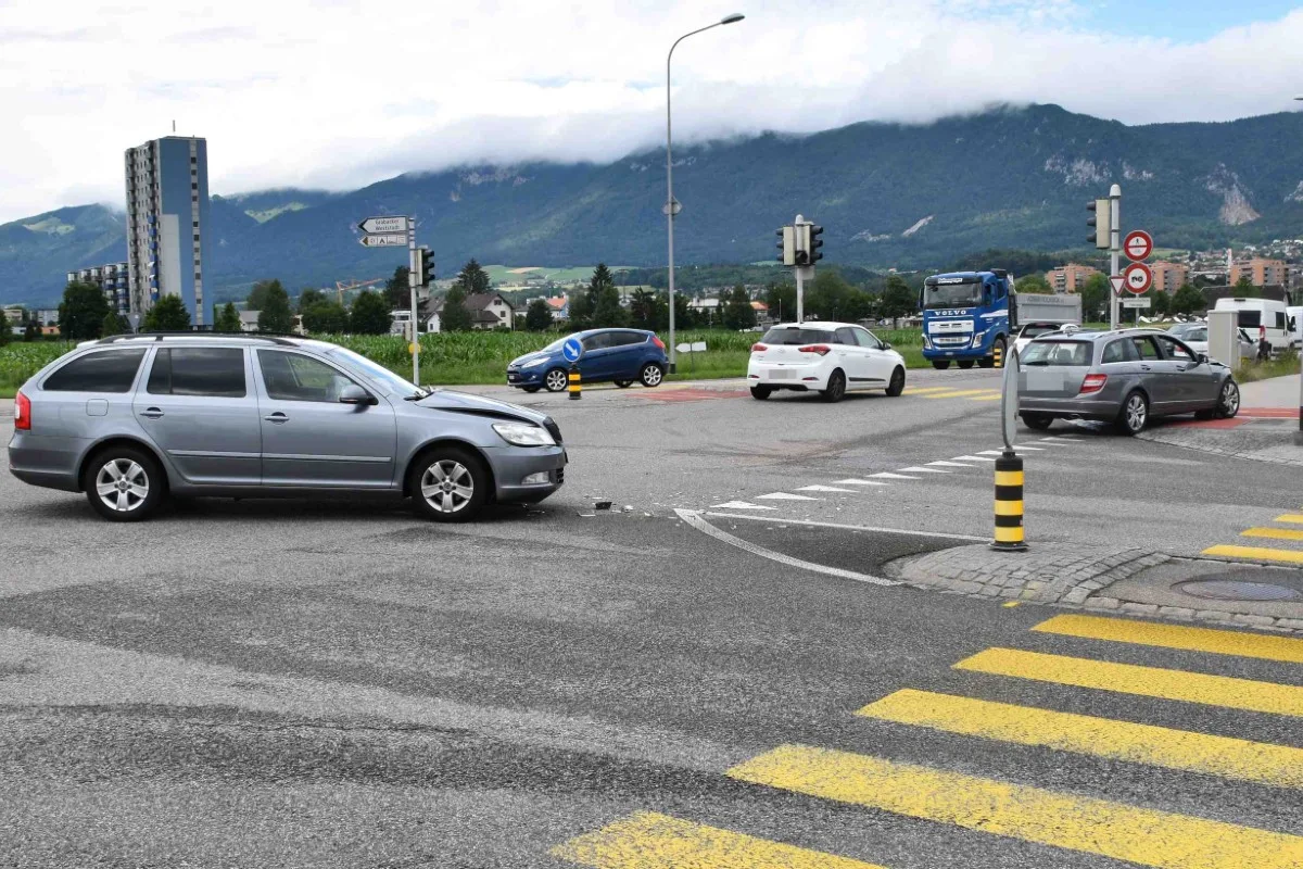 Unfall in Solothurn - Wer fuhr bei Grün? 
