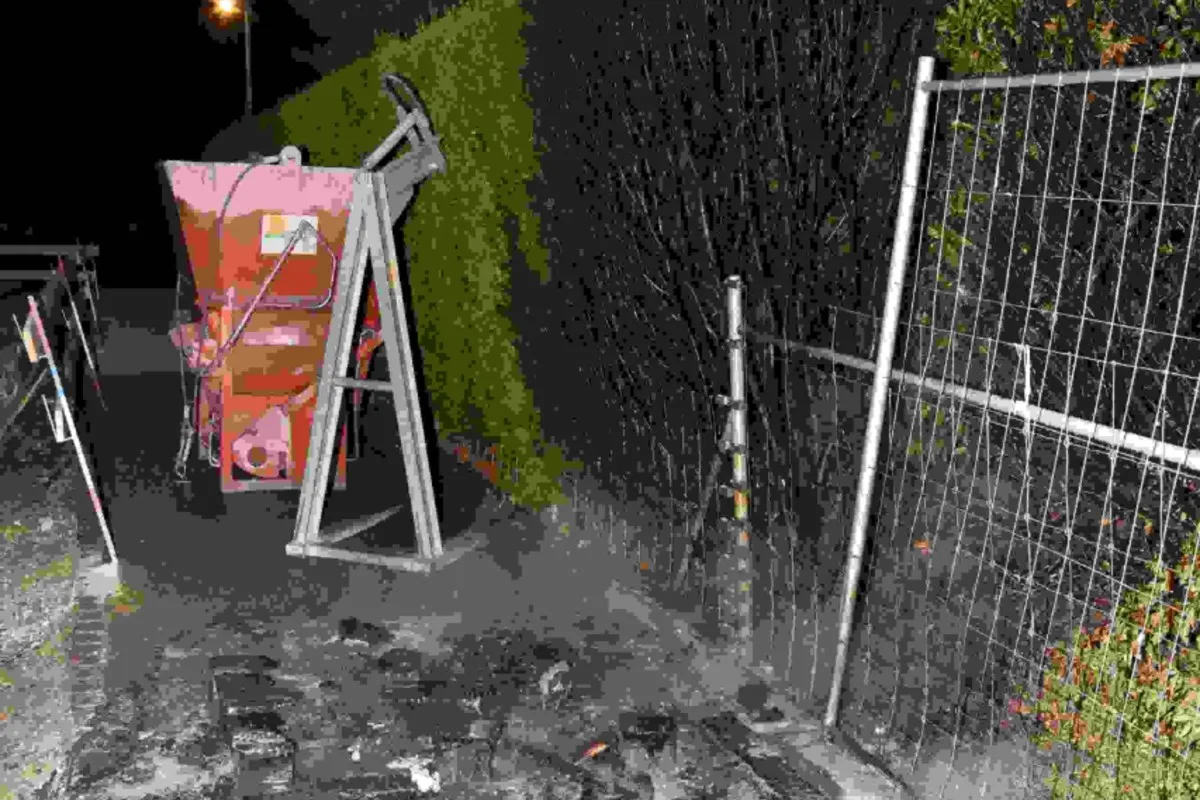 Wil SG - Brandstiftung und Schmierereien - grosser Sachschaden
