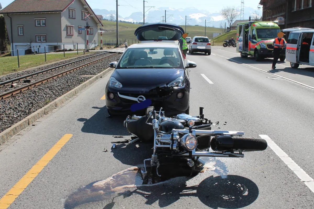Meistersrüte AI - Auffahrunfall zwischen Auto und Motorrad