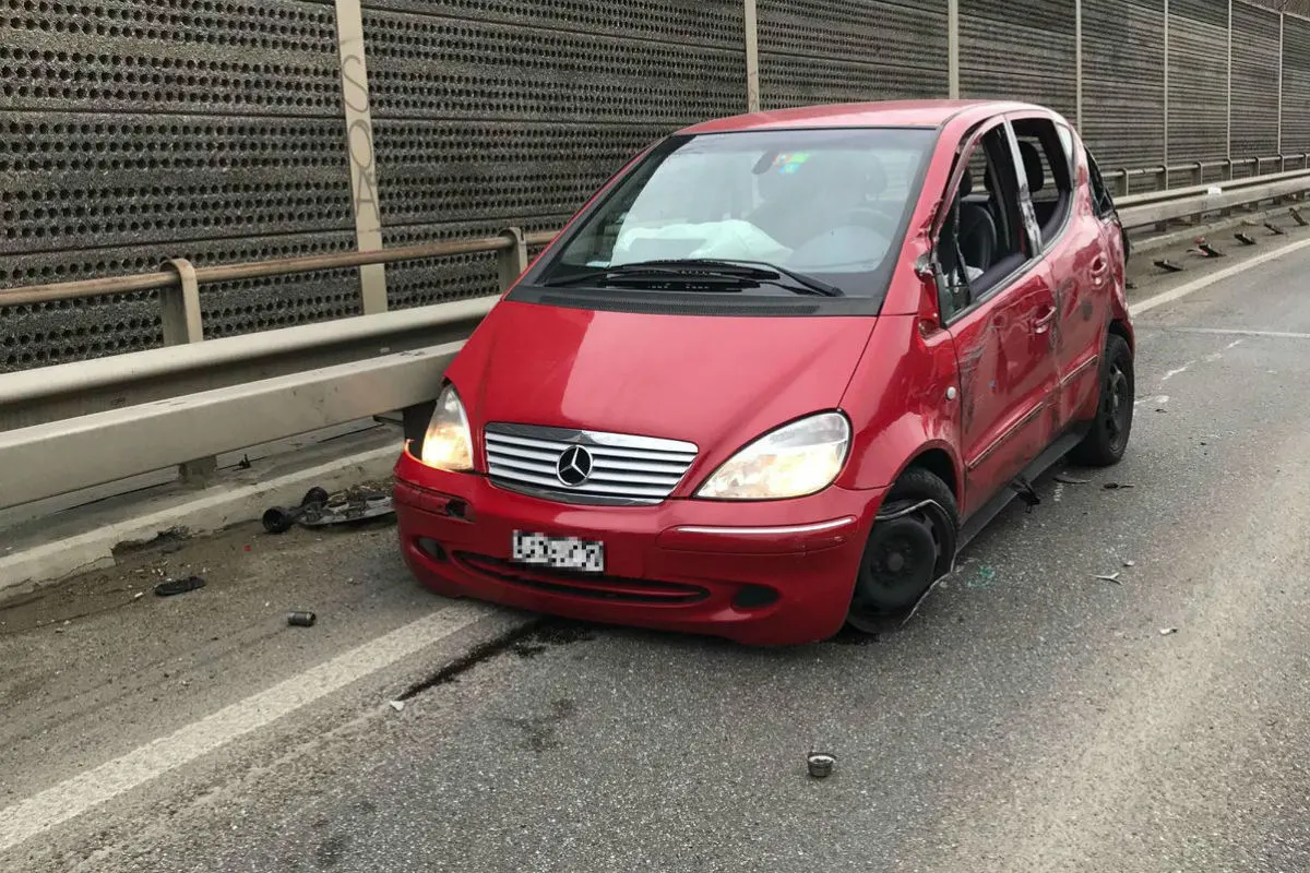 A22/Liestal BL - Zwei Verletzte bei Kollision