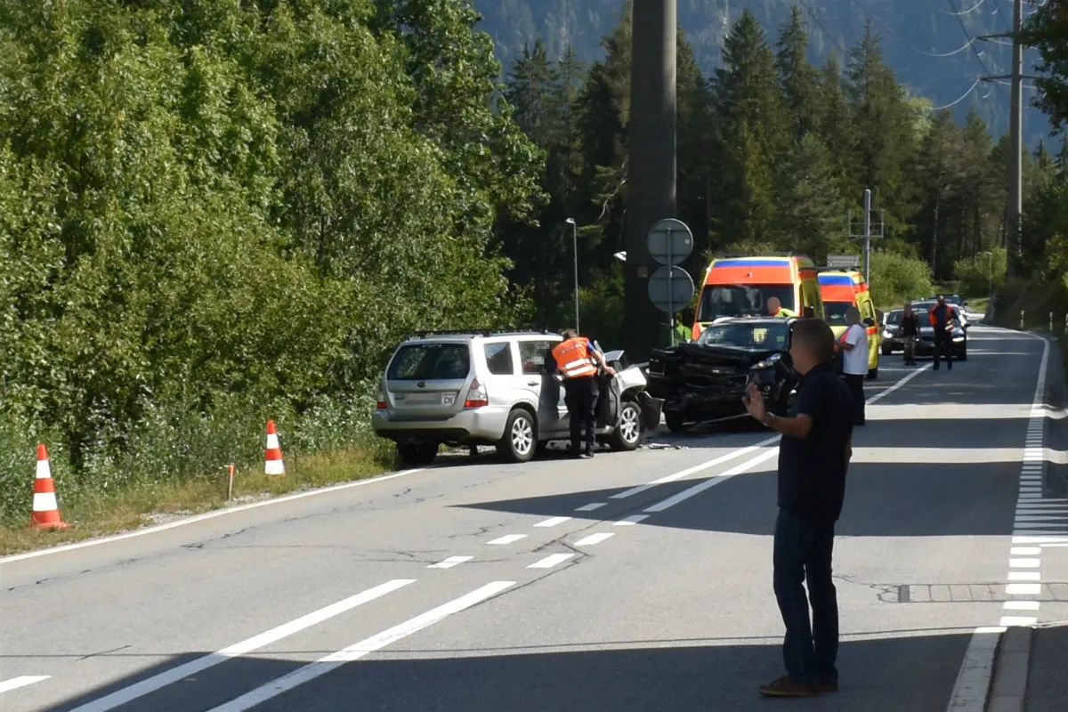 Laax GR - Mehrere Verletzte bei Frontalcrash
