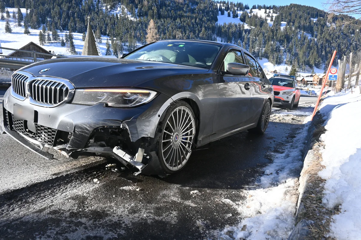 Triesenberg/Mauren FL - Zwei Verkehrsunfälle 