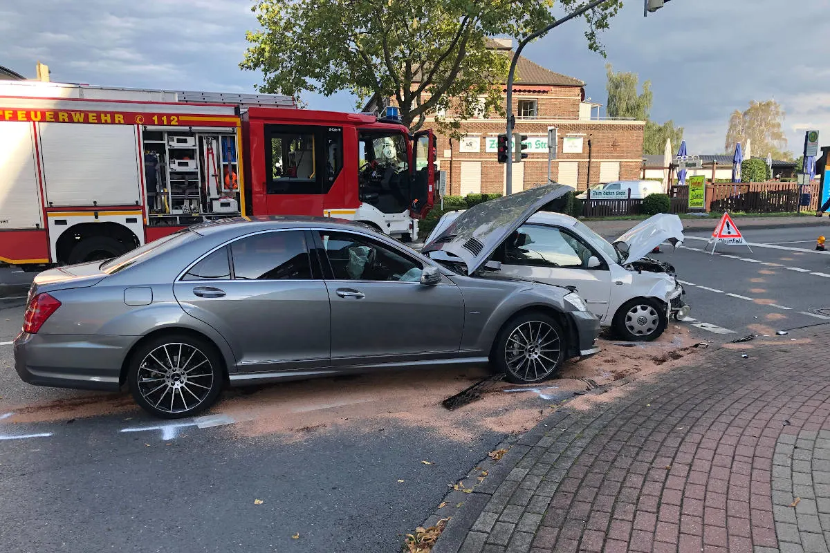 Ahlen – Sechs Verletzte bei Verkehrsunfall