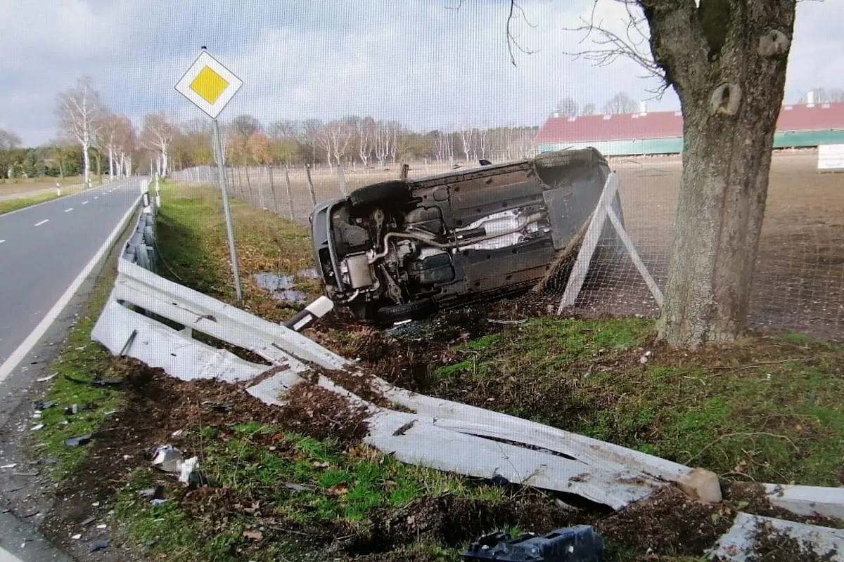 Lachendorf – LKW-Fahrer missachtet Vorfahrt und kollidiert mit PKW