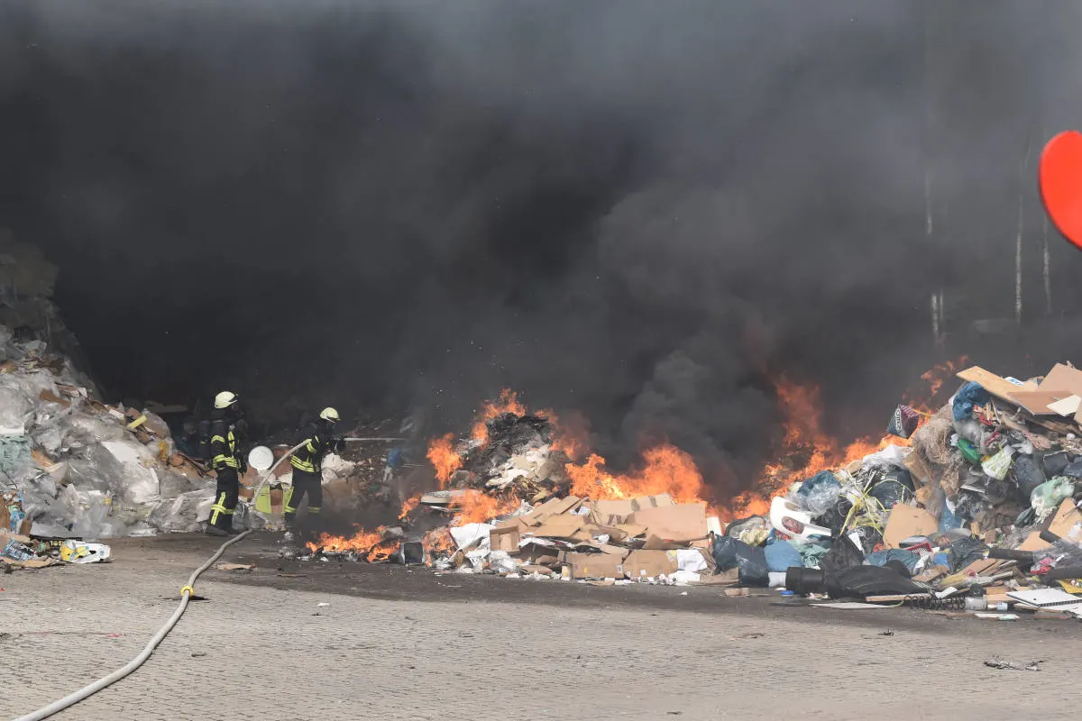 Zeven – Feuer bei Recyclingunternehmen