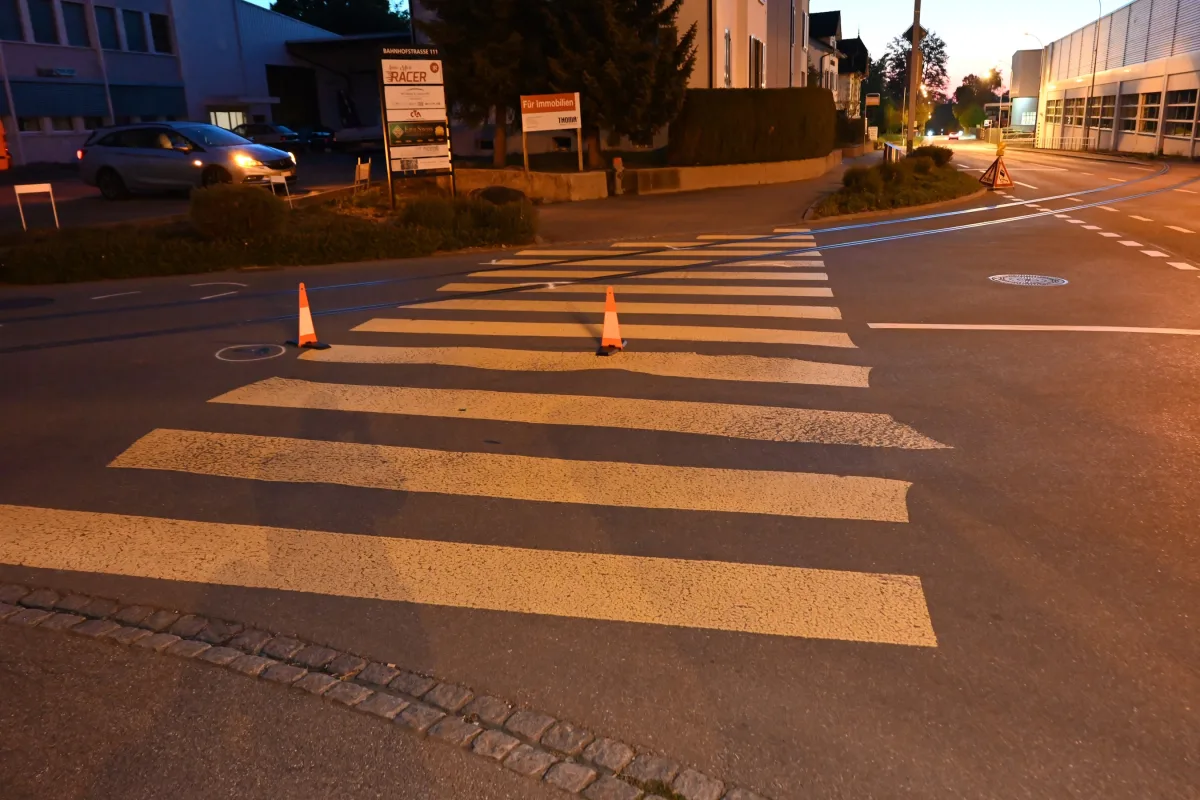 Uzwil SG – Unfall zwischen Auto und Frau