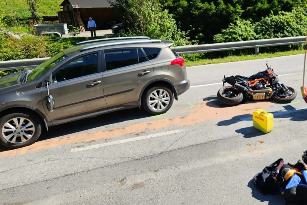 Göstling an der Ybbs NÖ – Zwei Schwerverletzte bei Unfall mit Motorrad
