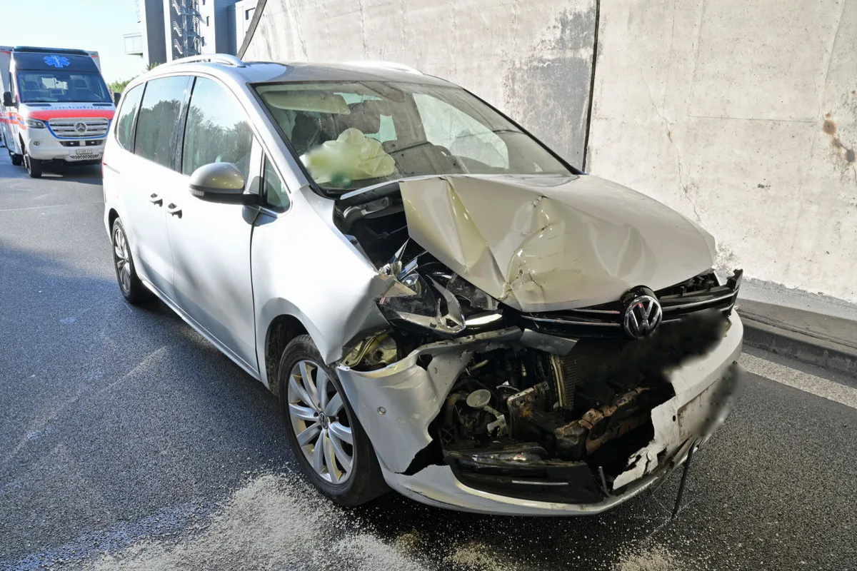Schenkon LU – Unfall mit drei Autos sorgt für Stau