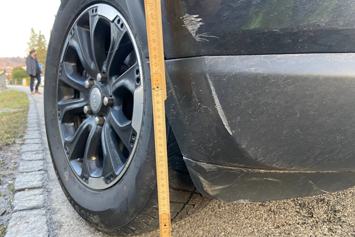 Zofingen AG – Kollision mit junger Kickboardfahrerin