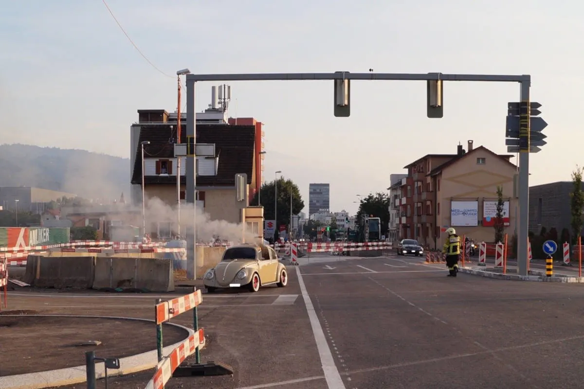 Baar ZG - Keine Verletzten nach Fahrzeugbrand