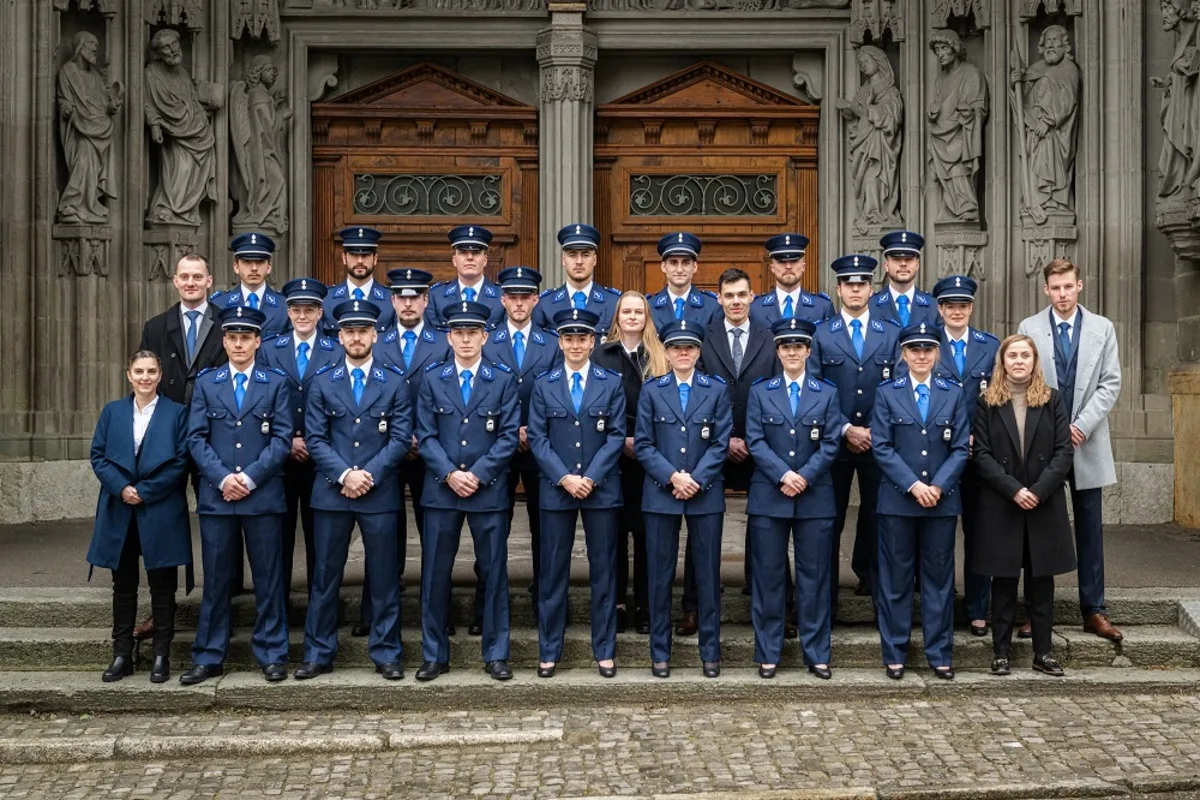 Freiburg - Vereidigung von 25 Polizisten 