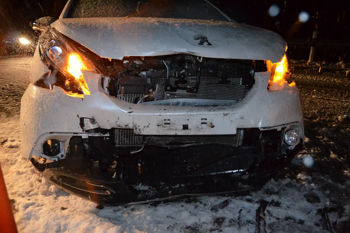 Unfälle in Herisau und Teufen AR – Chaos auf schneebedeckten Strassen