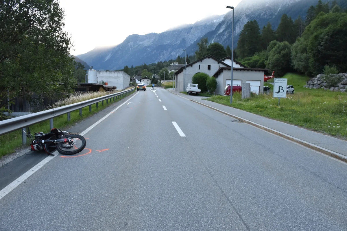 Stampa GR – 18-jähriger Töfffahrer bei Selbstunfall verletzt