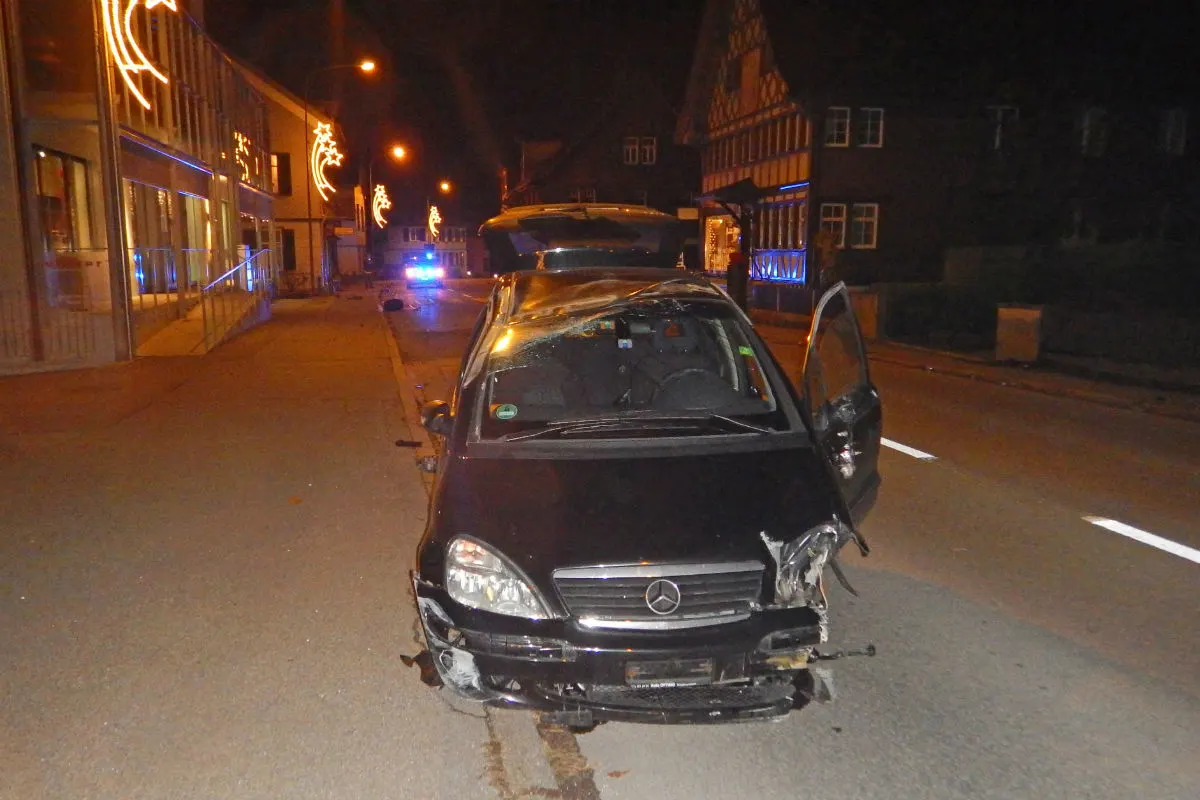 Ermatingen TG - Betrunkene Autofahrerin verunfallt - Zeugenaufruf
