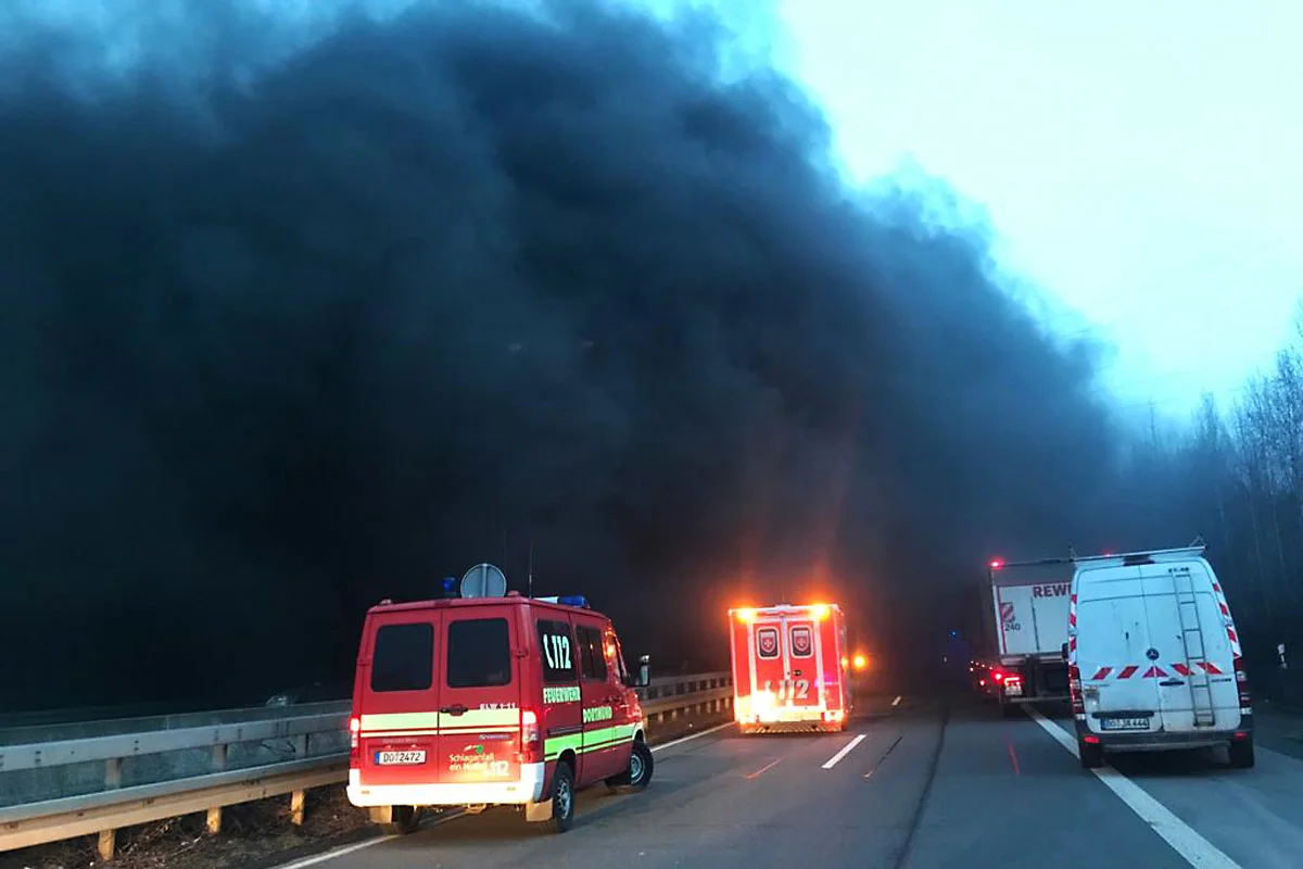 Dortmund - Autobrand im Tunnel endet glimpflich!