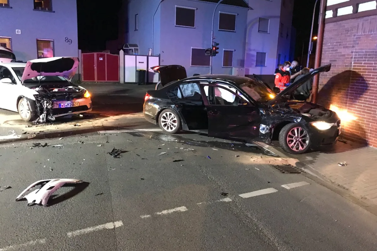 Worms - Unfall mit vier verletzten Personen